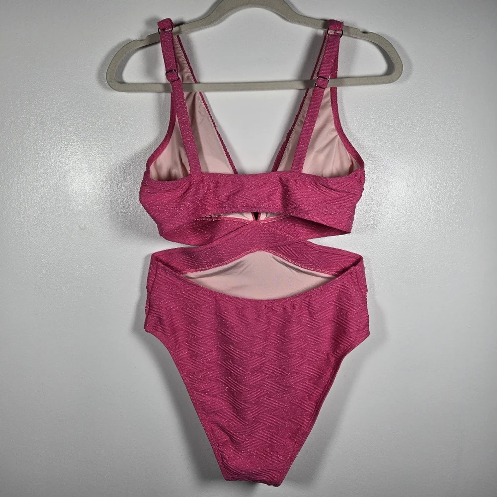 Cupshe Magenta Textured Cutout One-Piece Swimsuit
